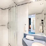 Aparthotel Acom